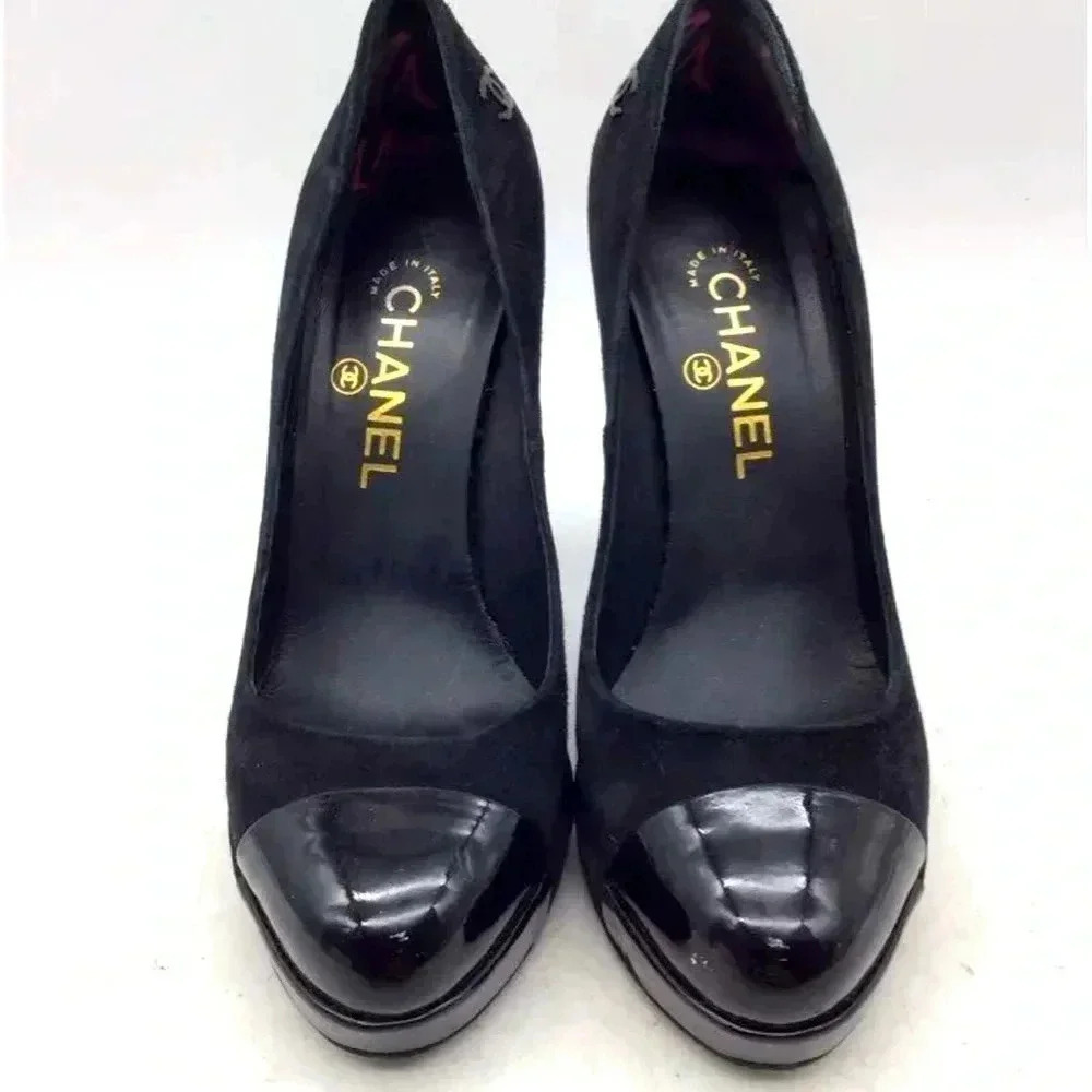 Chanel Black Suede Platform Pumps w/ Patent Leather Cap Toe + CC Logo size 38.5
